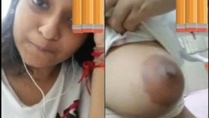 Desi beauty flaunts her breasts in a private video call