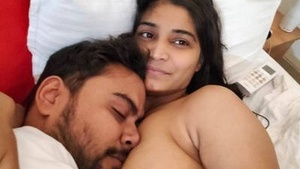 Desi teen lover's fun: Cute clips of a young couple
