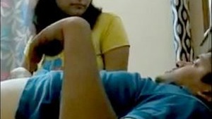 Chubby Indian girlfriend gives oral pleasure to her boyfriend