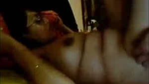 Latest sex scandal: Mature Tamil aunty gets fucked in home video