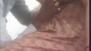 Desi MILF with huge boobs gets sucked in HD video