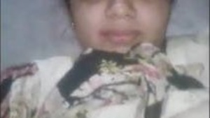 Bela, a dissatisfied Pakistani bhabi, gets fingered