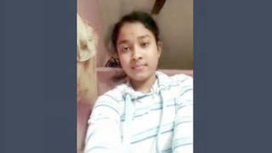 Cute Indian girl flaunts her big tits and pussy in full HD video
