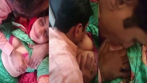 Indian couple indulges in car sex in amateur MMS video