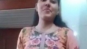 Nude Indian girls in solo selfie video