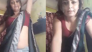 Curvy aunty in saree and boobs gets hardcore penis raising
