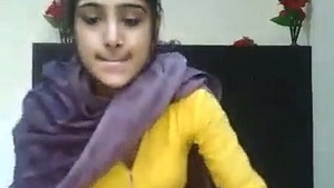 Nude Indian college girl's solo masturbation video