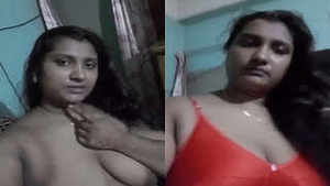Curvy bhabhi reveals her ample bosom