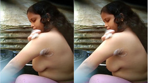Desi bhabhi's private bath time caught on camera