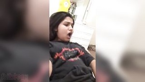 Indian girlfriend enjoys webcam sex with her boyfriend