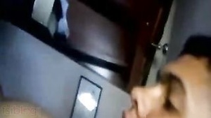 Desi girlfriend gets fucked in doggystyle by her boyfriend in Shimla