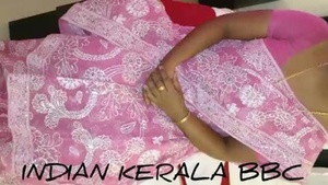 Aunty Mallu's first time with a Tamil mother in HD