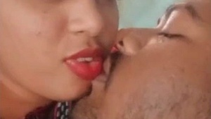 Desi Aldeia's village girl kisses and licks in HD video