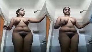 Desi girl records nude video for her lover