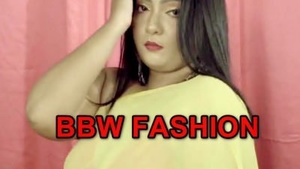 Fashion model gets paid to show off her curves