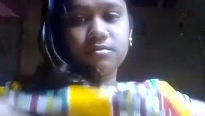 Nude Indian girl enjoys masturbation and fingering in solo video