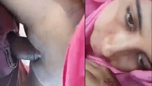 Bangladeshi hijabi girl gets pussy fucked in outdoor video