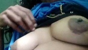 Mallu auntie Powra flaunts her big tits and pussy in solo video