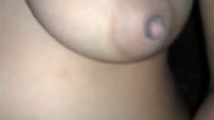 Bhabi with huge boobs takes a wild ride