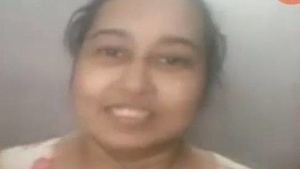 Naughty Bangladeshi babe takes a sexy video call in the bathroom
