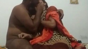 Desi secretary gets intimate with her boss