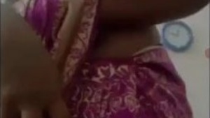 Tamil aunty's private nude show for your pleasure