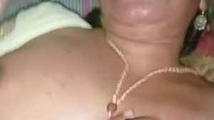 Mature bhabhi gets wild with her partner in a rural setting