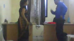 Bhabhi and lover's steamy office rendezvous in full HD