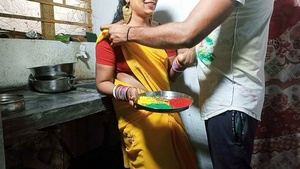Bhabhi's Holi fun: Covering her in colors and showing off her choda